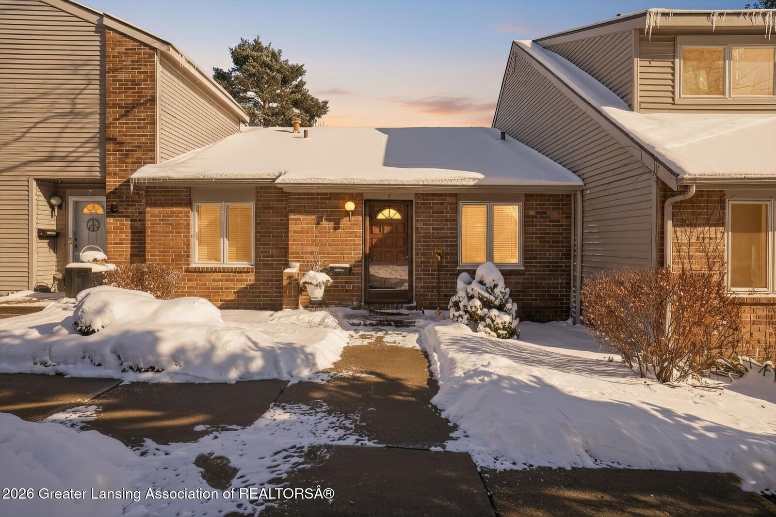 Property Photo:  1005 Grenoble Drive  MI 48917 