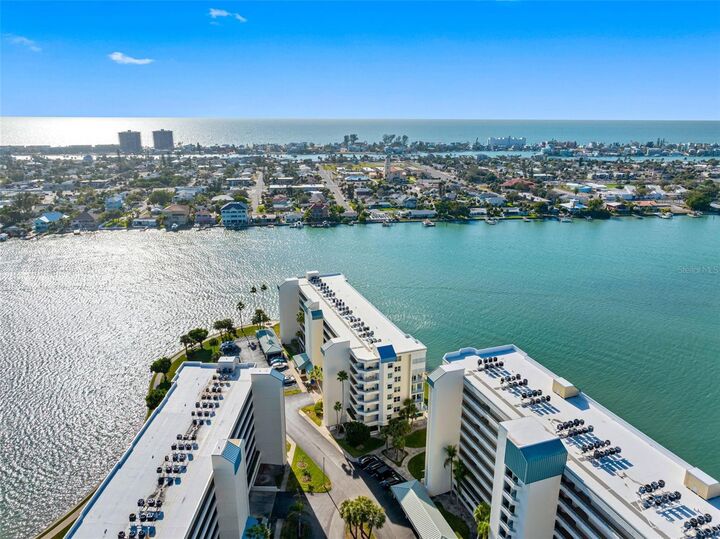 Property Photo:  7922 Sailboat Key Boulevard S 304  FL 33707 