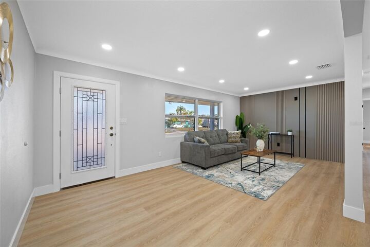 Property Photo: 11702 84th Avenue FL 33772