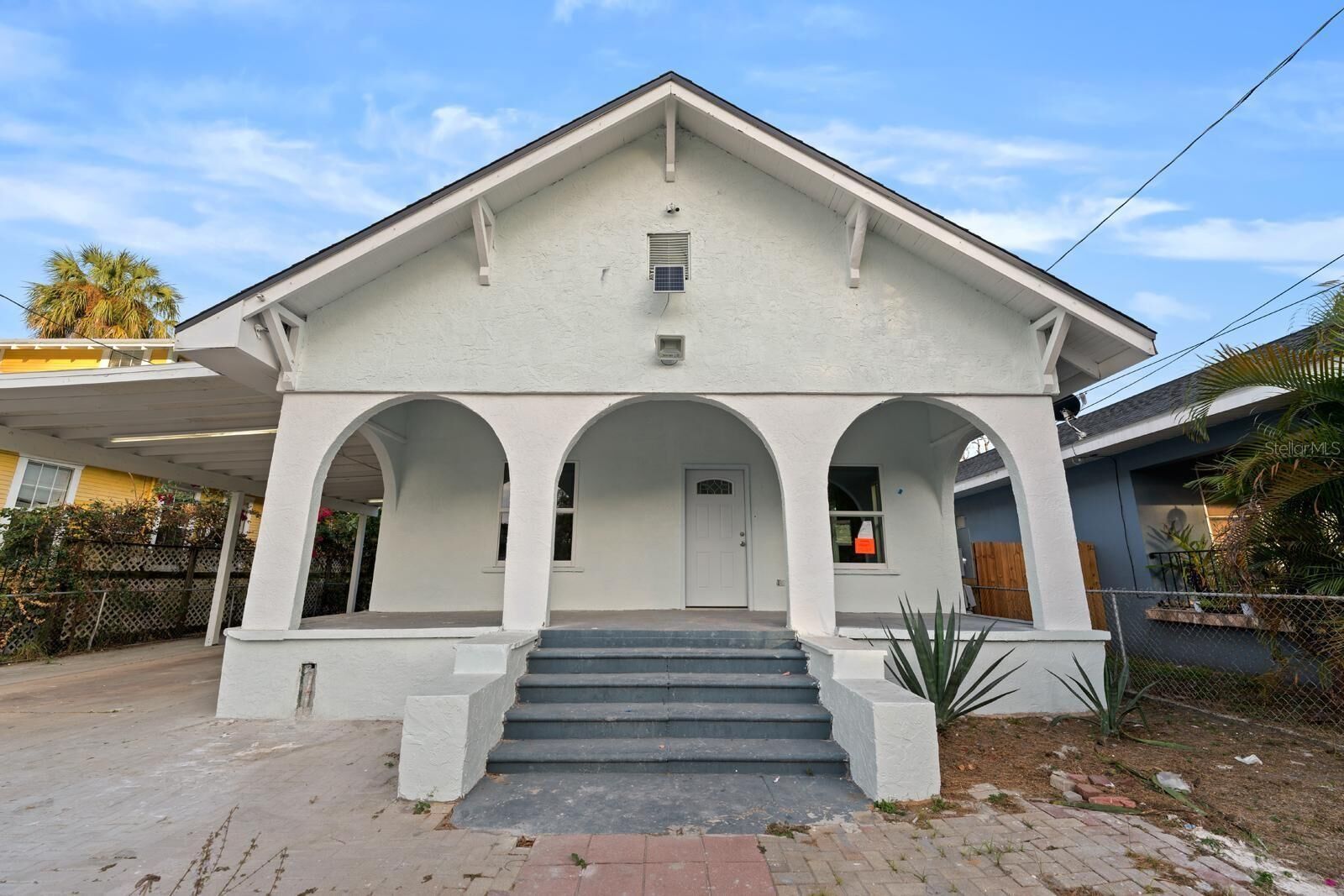 Property Photo:  2825 N Taliaferro Avenue  FL 33602 