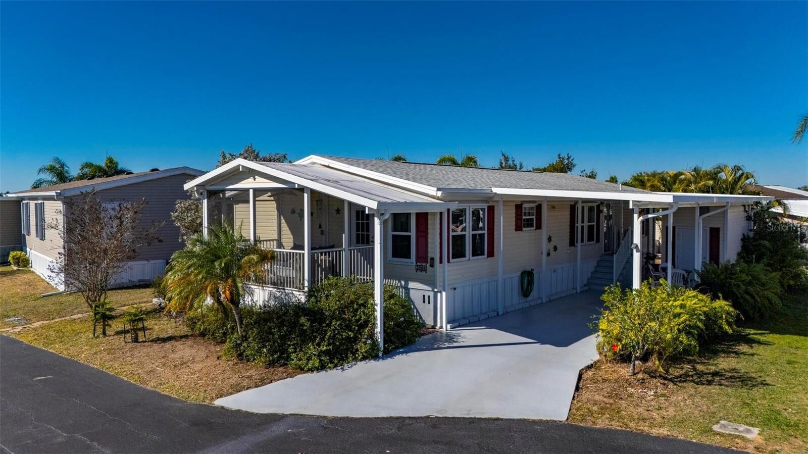 Property Photo: 1000 Kings Highway 398 FL 33980