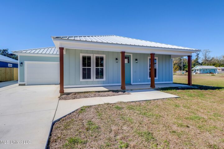 Property Photo: 171 Phillips Drive MS 39507