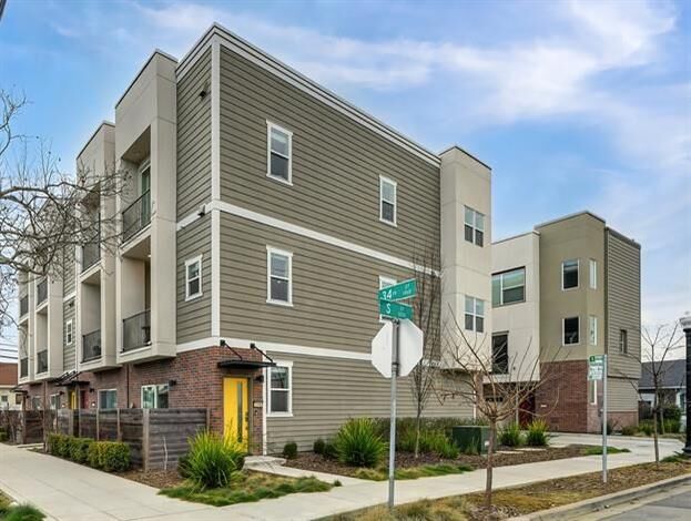 Property Photo:  3348 S Street  CA 95816 