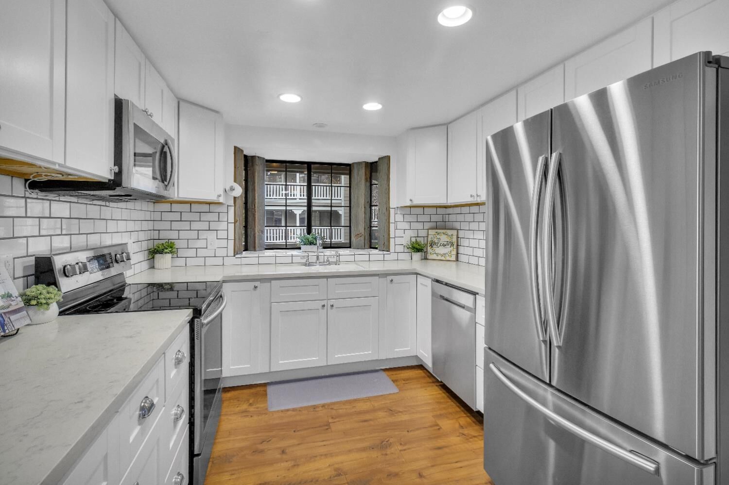 Property Photo: 5829 San Juan Avenue 33 CA 95610