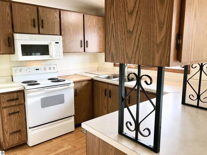 Property Photo:  2415 50th Avenue  MI 48850 