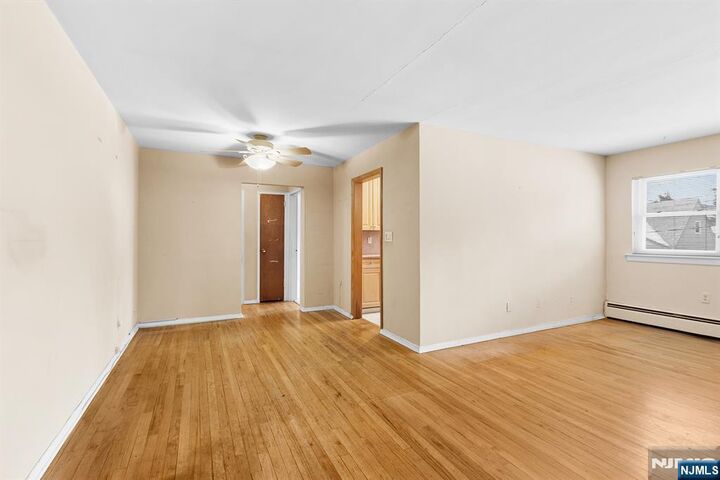 Property Photo:  1628 Valley Street 2A  NJ 07024 