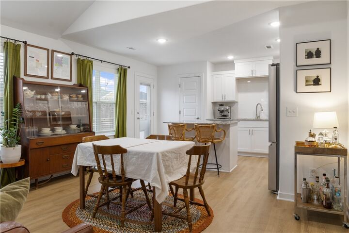 Property Photo:  5820 W Holdcroft Drive  AR 72704 