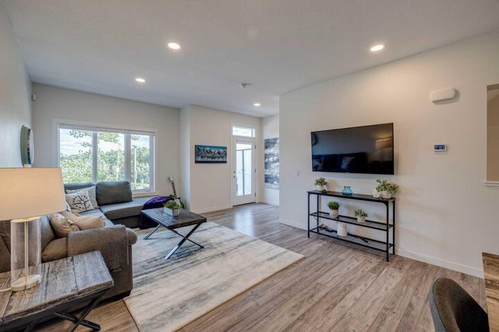 Photo de la propriété:  614 Greenbriar Common NW  AB T3B 6J2 