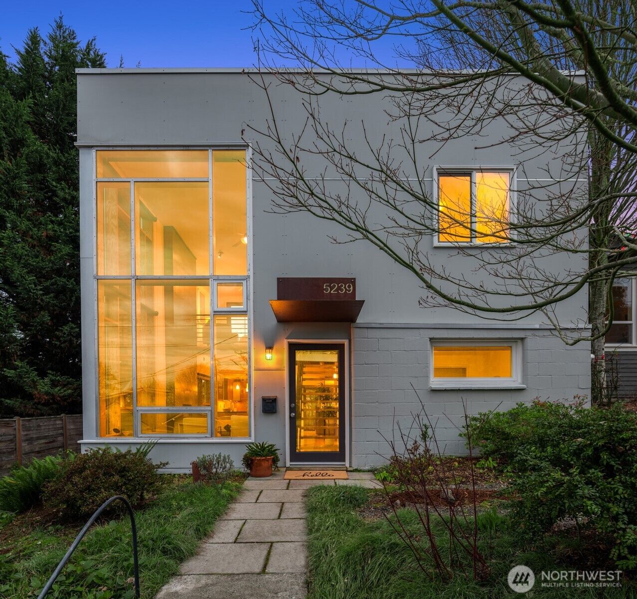 Property Photo: 5239 S Pearl Street WA 98118