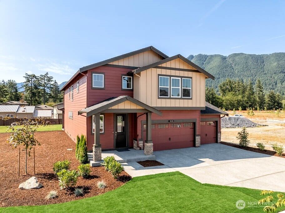 Property Photo:  1124  Clearwater Way SE 53  WA 98045 