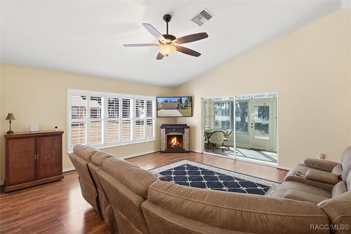 Property Photo:  810 Pritchard Island Road  FL 34450 