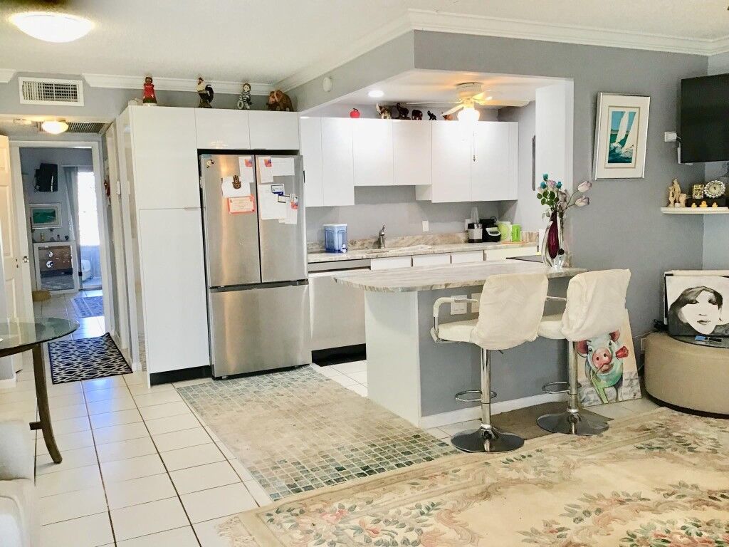 Property Photo: 3024 Cambridge B 3024 FL 33442