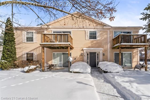 Property Photo:  841 Bloomfield Village Boulevard F  MI 48326 