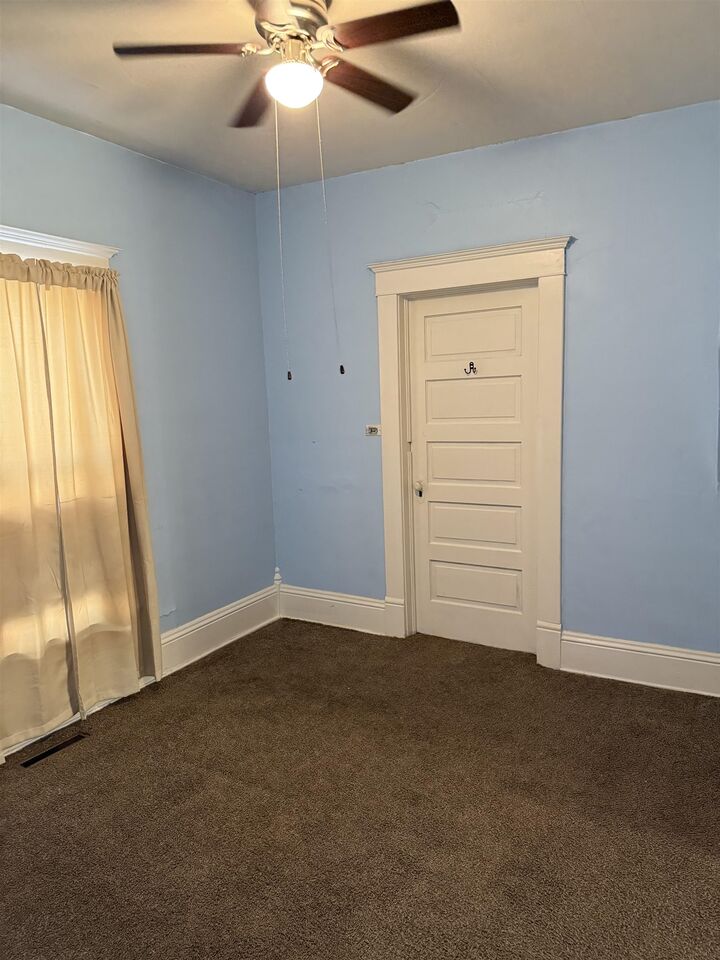 Property Photo:  626 S Pattie St  KS 67211-2536 