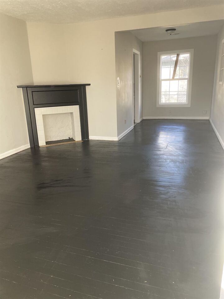 Property Photo:  4920 E Elm St  KS 67208-3514 