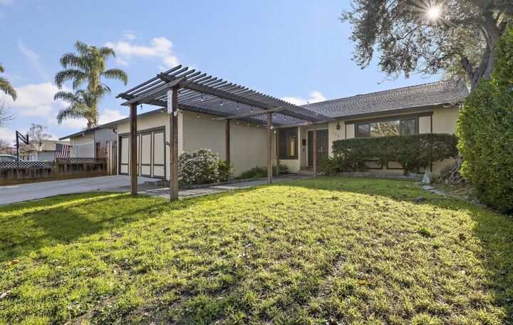 Property Photo: 690 Albion Drive CA 95136