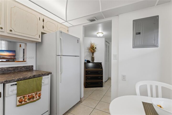 Property Photo:  2998 NW 48th Ter 424  FL 33313 