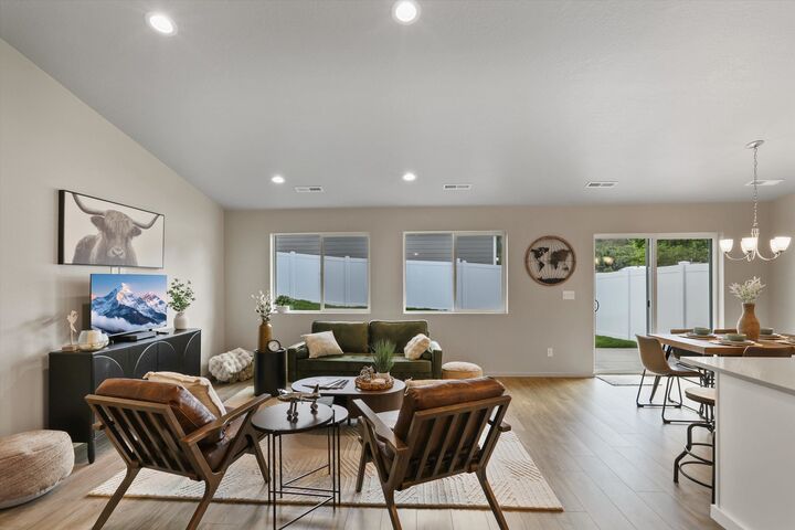 Property Photo:  17702 E 6th Ave  WA 99016 