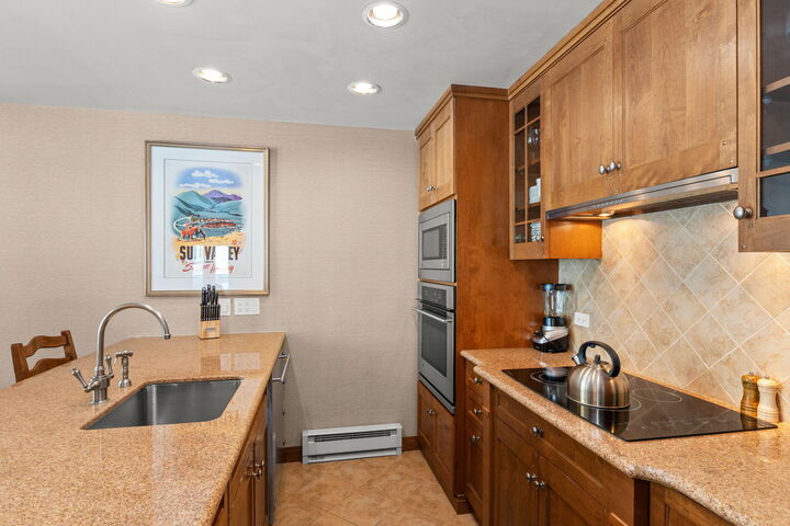 Property Photo: 780 Sun Valley Condo Dr 780/781 ID 83353