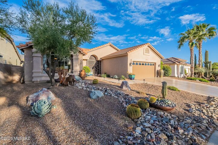 Property Photo:  37547 S Canyon Side Drive  AZ 85739 