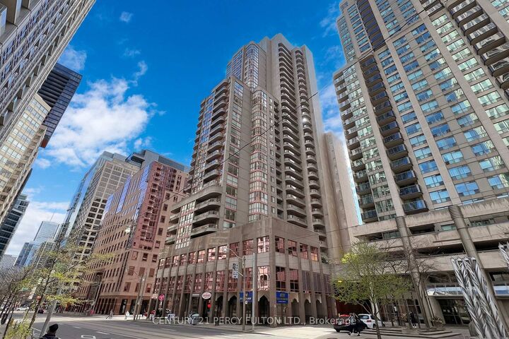 Photo de la propriété:  736 Bay Street 703  ON M5G 2M4 