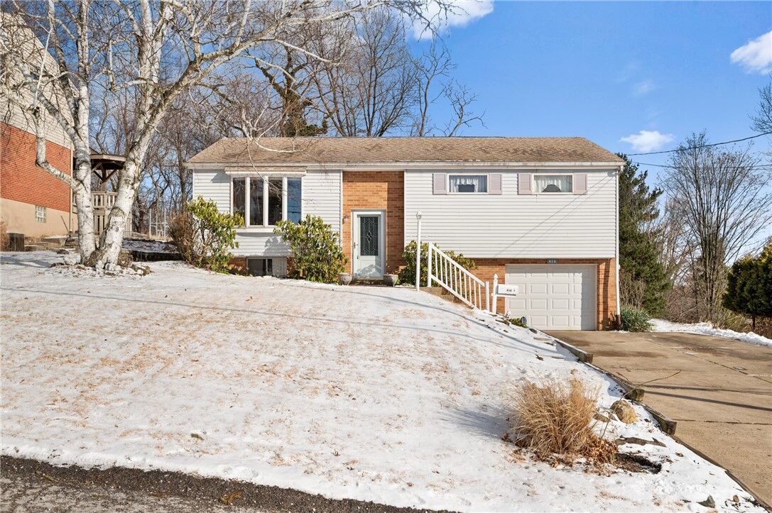 Property Photo:  414 Cherrywood Drive  PA 15214 