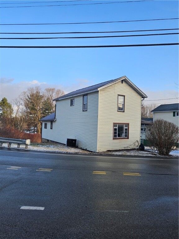Property Photo:  417 Bairdford Rd  PA 15006 