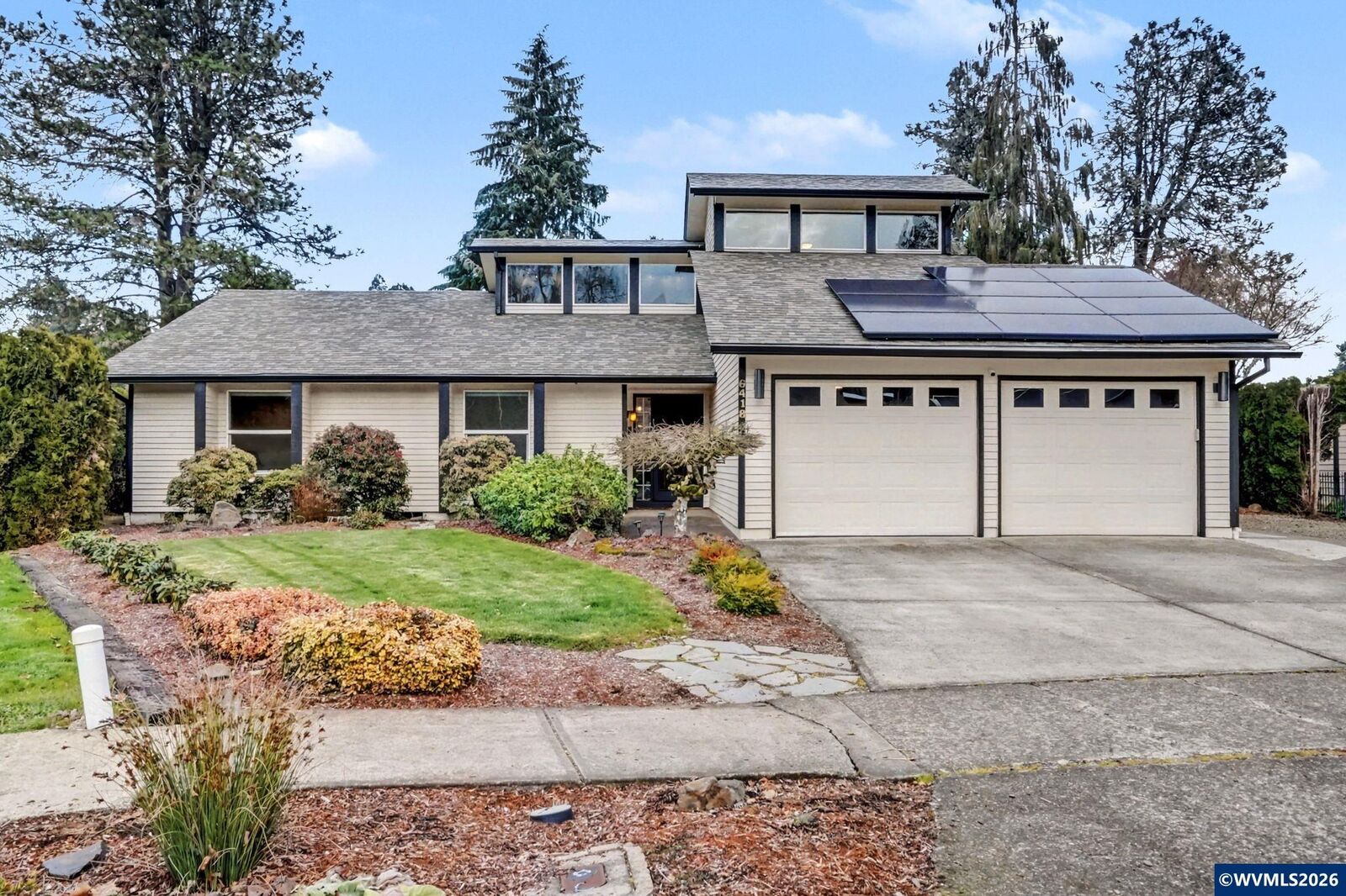 Property Photo:  6418 Doral Dr SE  OR 97306 