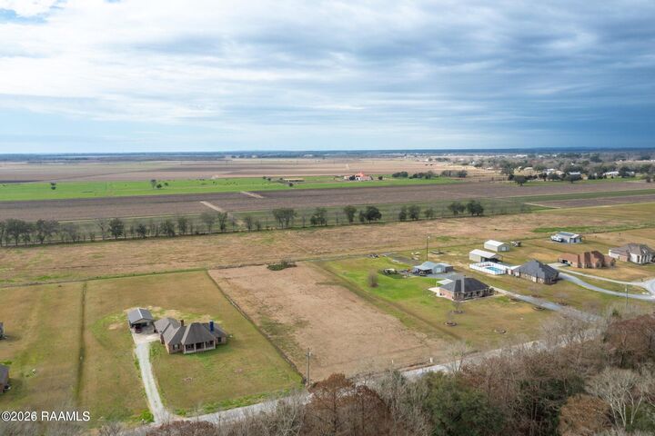 Property Photo:  608 Teche Lake Road  LA 70563 