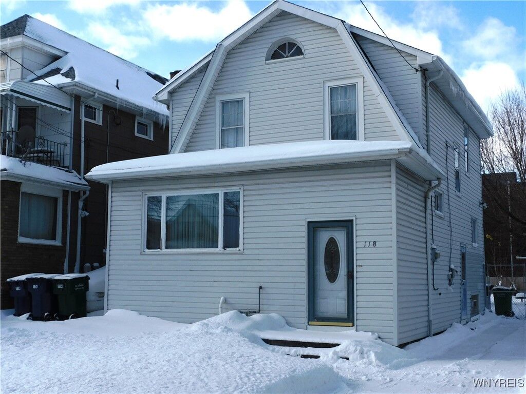 Property Photo: 118 Remington Pl NY 14210