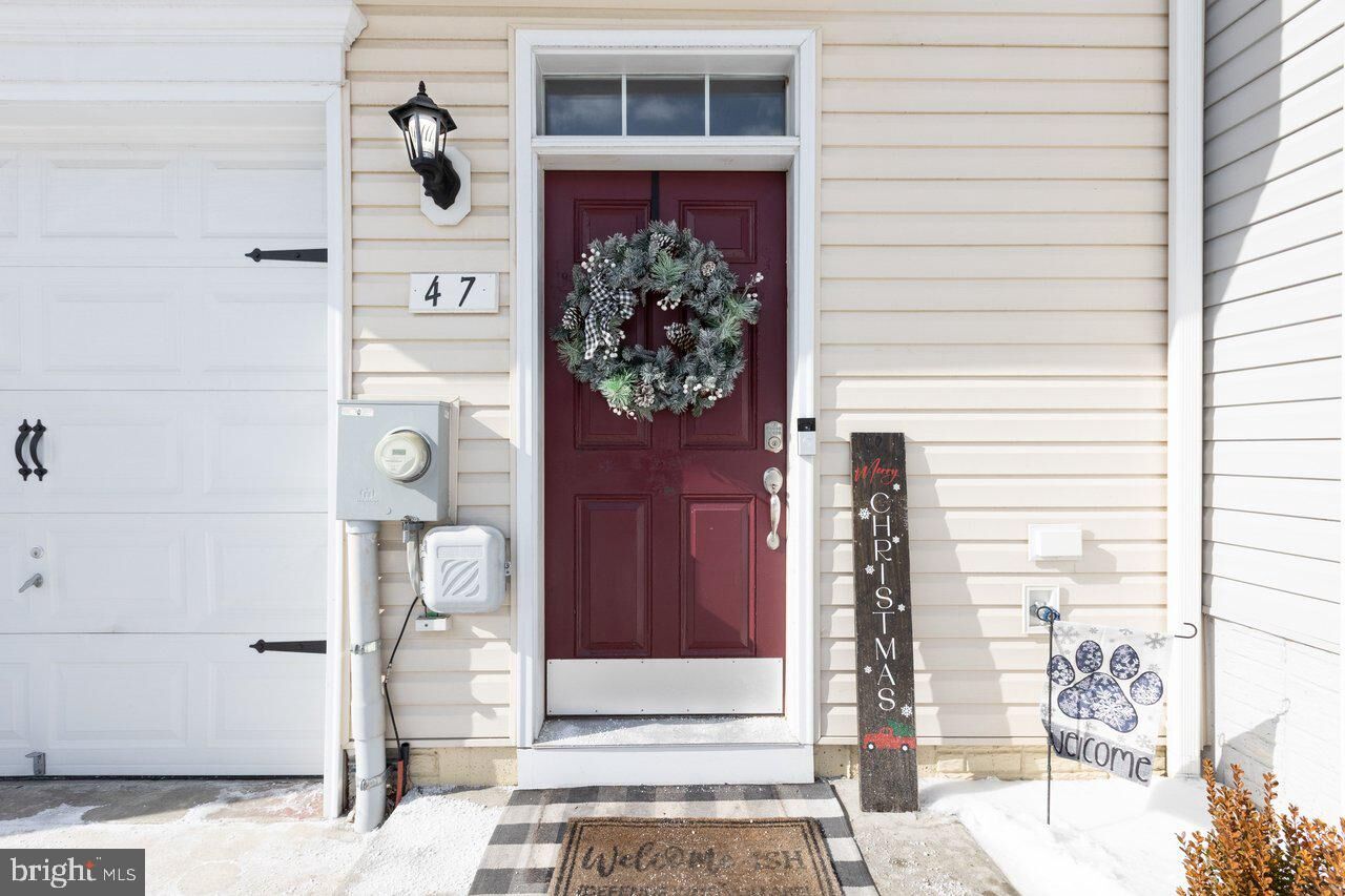 Property Photo:  47 Landis Court  WV 25419 