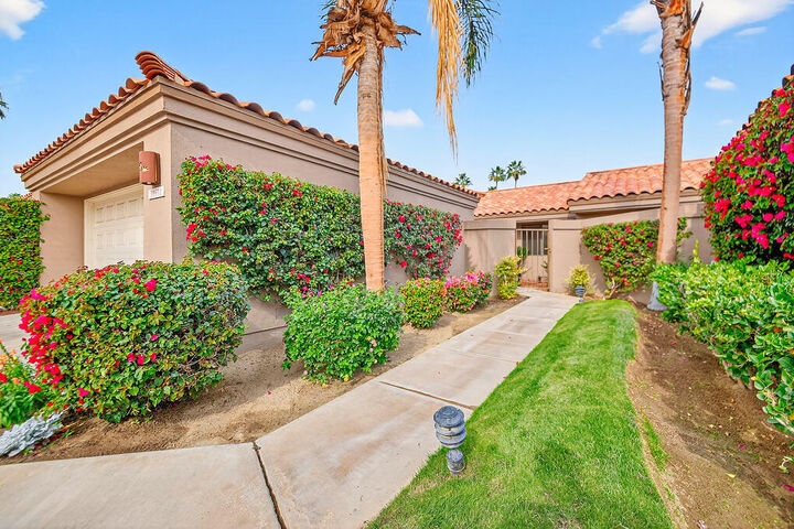 Property Photo: 38612 Wisteria Drive CA 92211