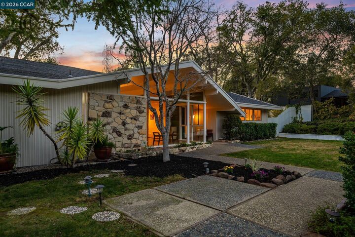 Property Photo: 38 Vista Del Mar CA 94563