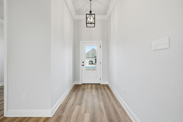 Property Photo:  4631 Jayhawk Drive  FL 32539 