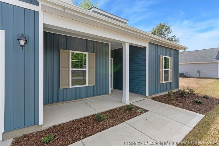 Property Photo:  4044 Lofton Street  NC 28395 