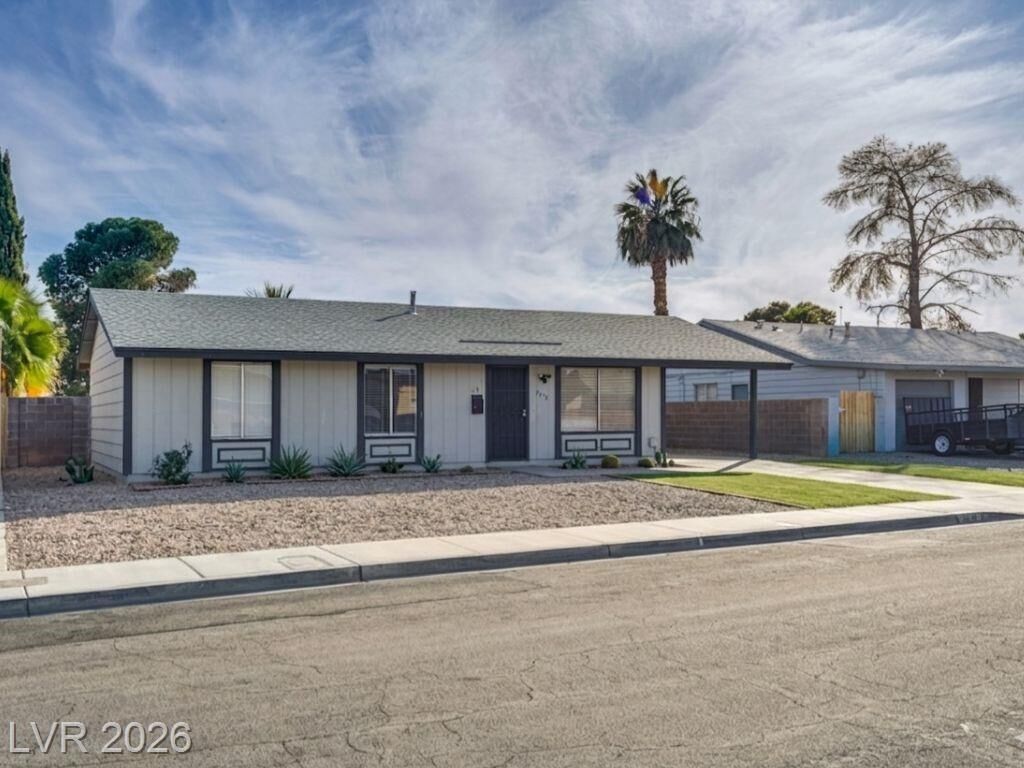 Property Photo:  3978 Saguaro Lane  NV 89110 