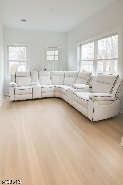 Property Photo:  203 Queen Anne Rd  NJ 07603 