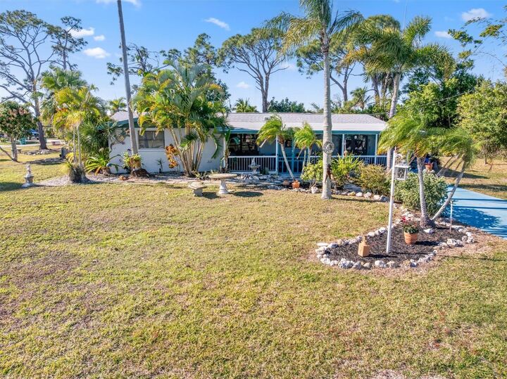 Property Photo:  2091 Oyster Creek Drive  FL 34224 