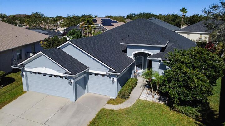 Property Photo: 8463 Dover View Lane FL 32829
