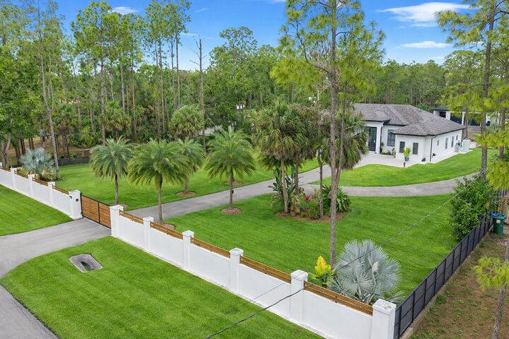 Property Photo: 1161 22nd Avenue NE FL 34120