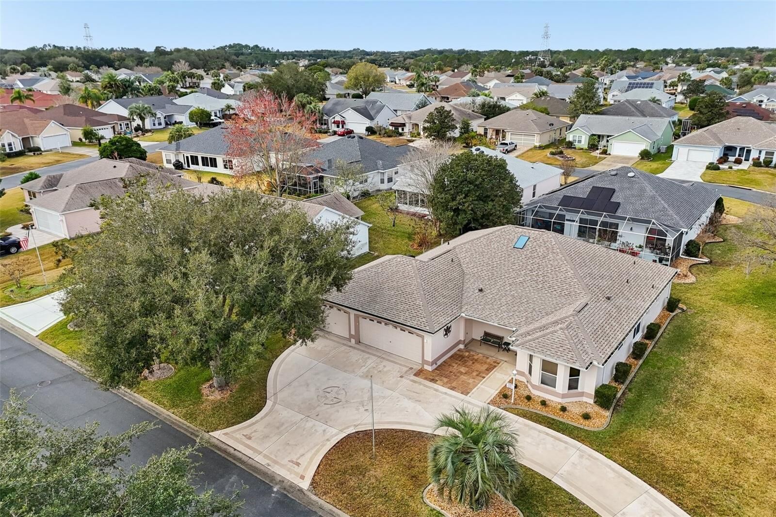 Property Photo:  1506 Canales Lane  FL 32159 