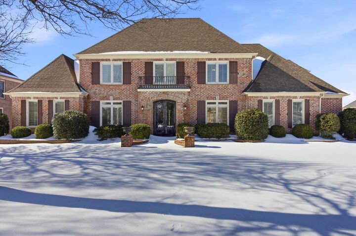 Property Photo: 1831 Groveway Dr TN 38139