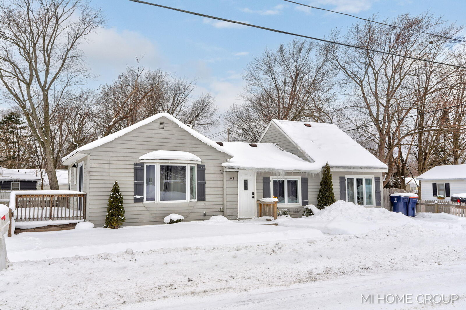 Property Photo: 544 Homestead Avenue MI 49423