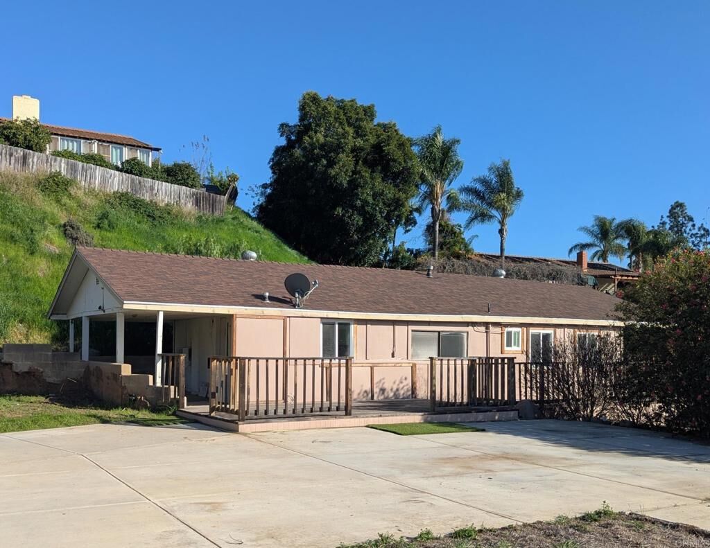 Property Photo:  9209 Adlai Drive  CA 92040 