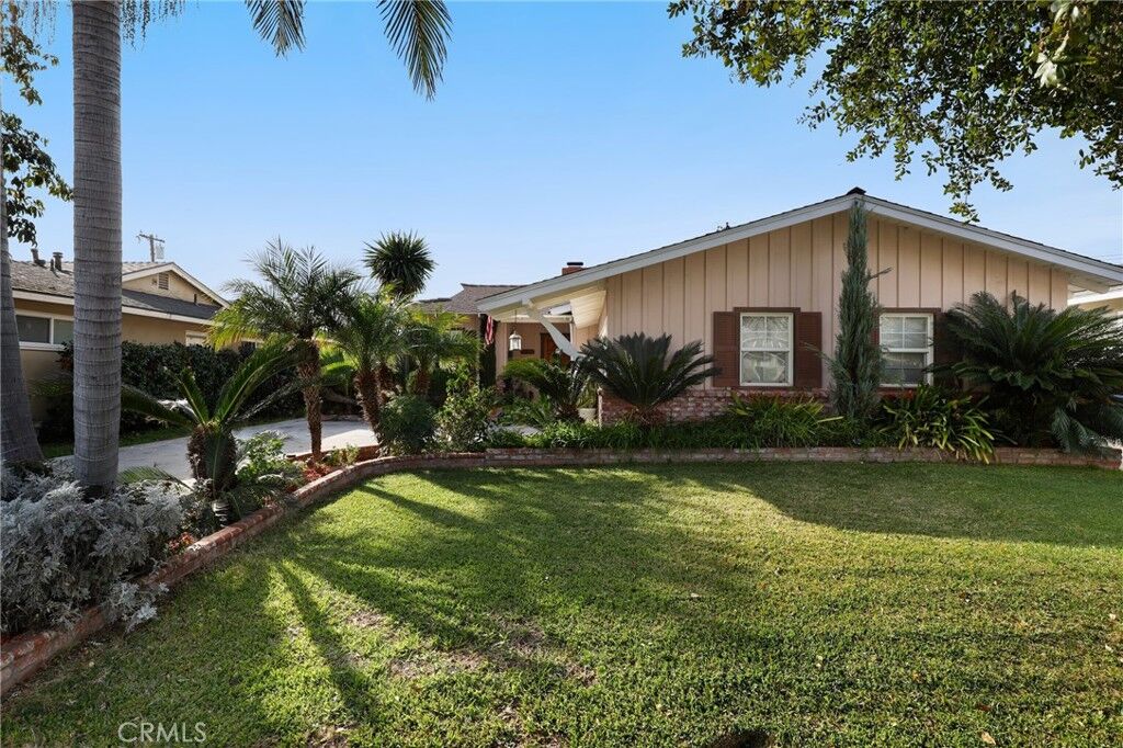 Property Photo: 411 Parsons Street CA 90631