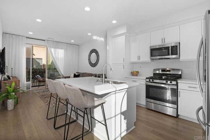 Property Photo:  305 Cricket Ct.  CA 92071 