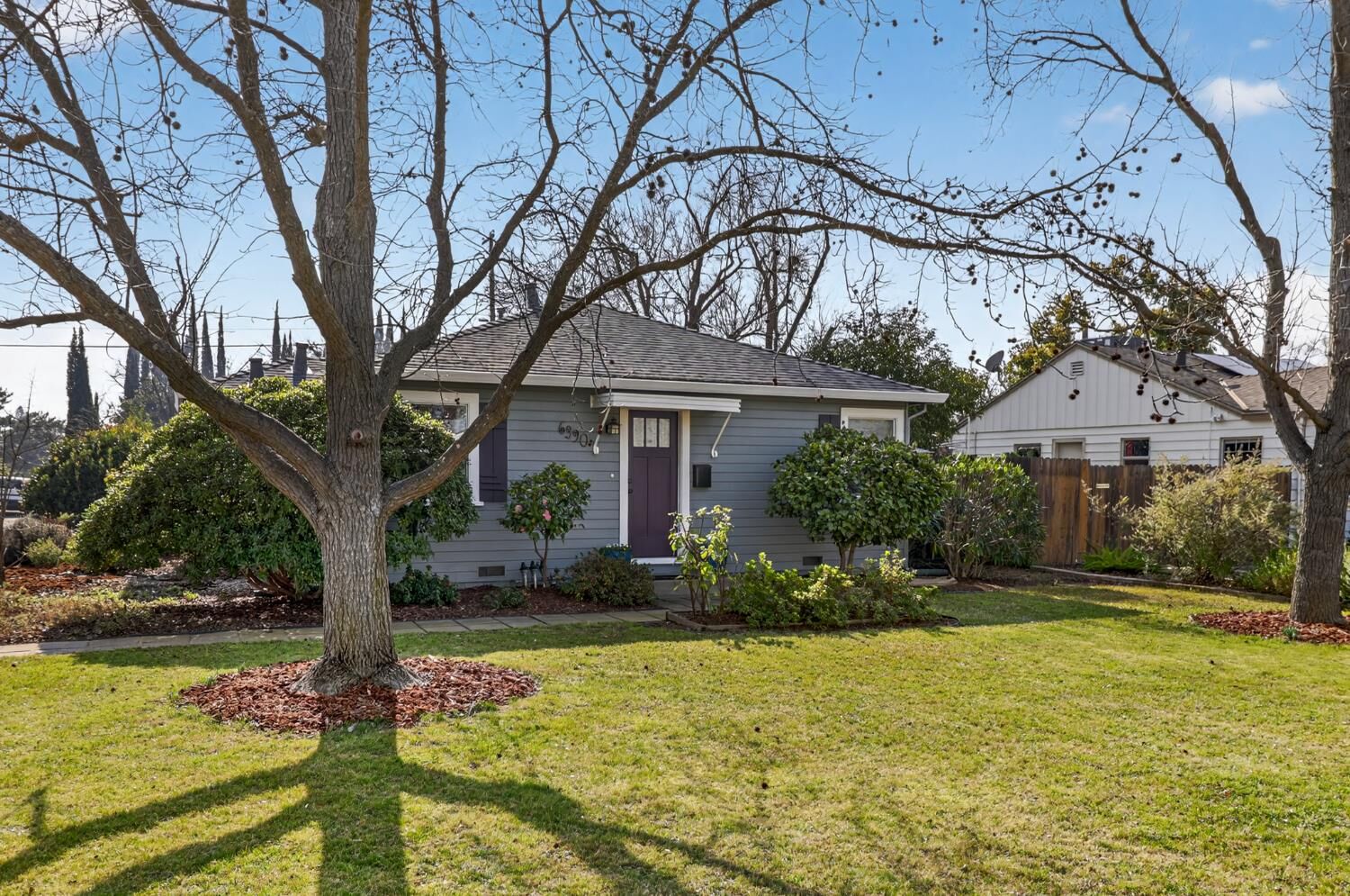 Property Photo:  6390 Broadway  CA 95820 