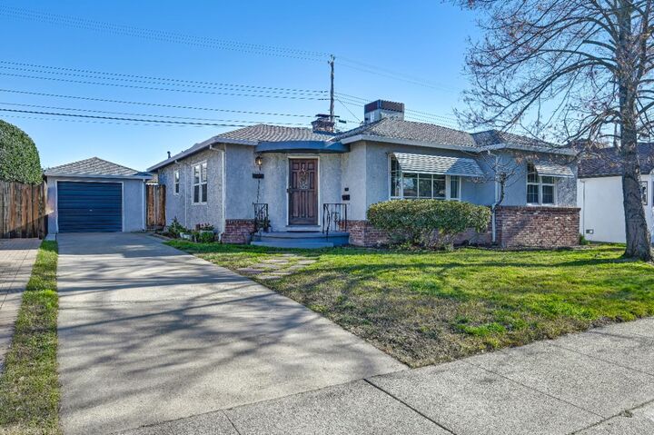 Property Photo:  1609 55th Street  CA 95819 