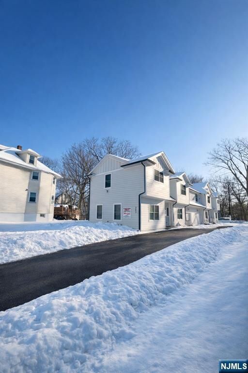 Property Photo:  203 Queen Anne  NJ 07603 