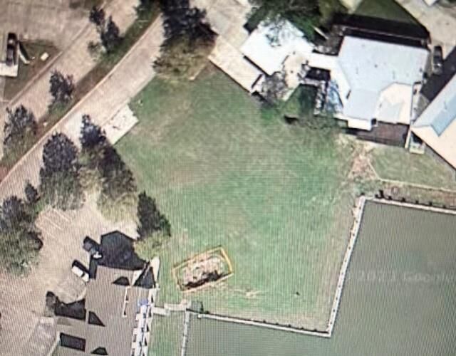 Property Photo:  235 Antibes West Street  LA 70448 